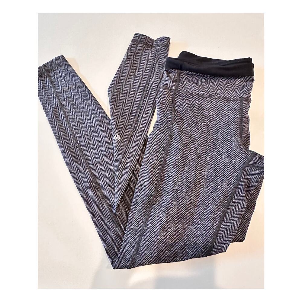 Lululemon Speed Up Tight Grey Herringbone Running Leggings Size 8